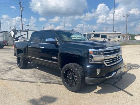 Used 2017 Chevrolet Silverado 1500 High Country AWD/4WD image 3
