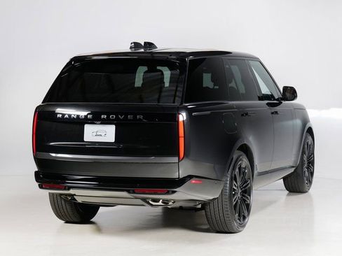 New 2026 Land Rover Range Rover SE AWD/4WD image 2