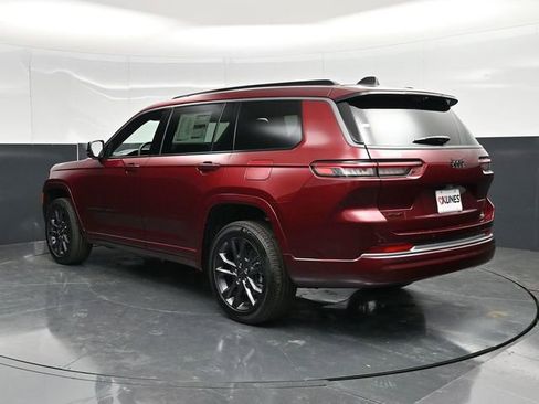 New 2026 Jeep Grand Cherokee L Limited AWD/4WD image 8