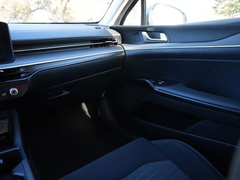 Used 2025 Kia K5 LXS image 8