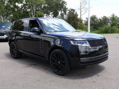 New 2025 Land Rover Range Rover SE image 7