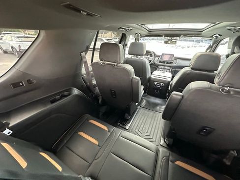 Used 2023 GMC Yukon AT4 AWD/4WD image 24