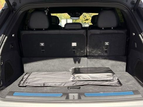 New 2025 Cadillac Escalade IQ Luxury 1 image 24