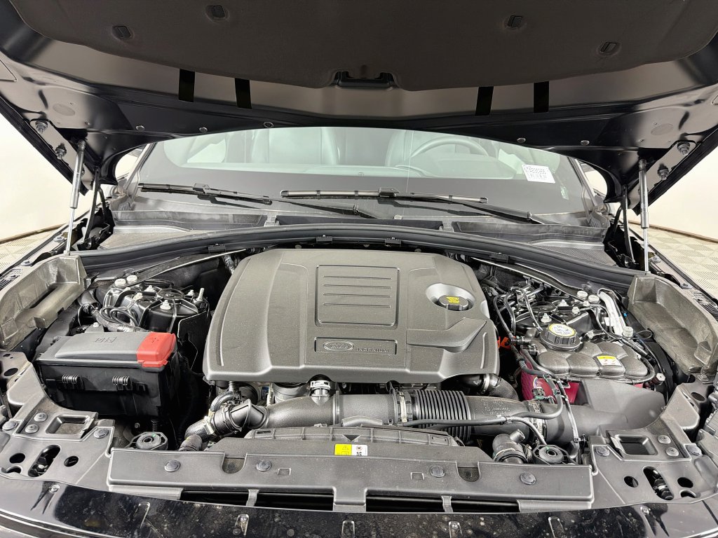 New 2026 Land Rover Range Rover Velar S AWD/4WD image 32