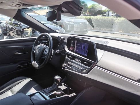 Used 2023 Lexus ES 300h w/ Premium Package FWD image 21
