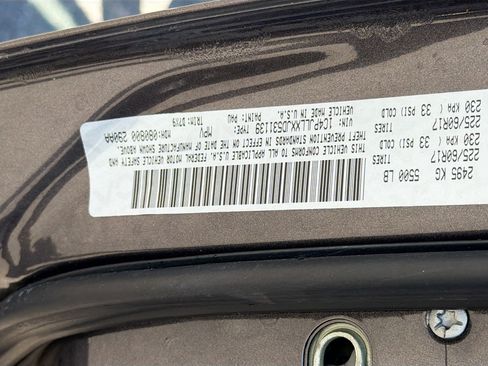 Used 2018 Jeep Cherokee Latitude Plus FWD image 41