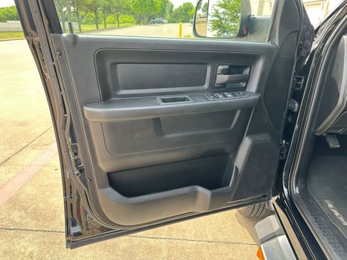 Used 2022 RAM 3500 Tradesman image 20