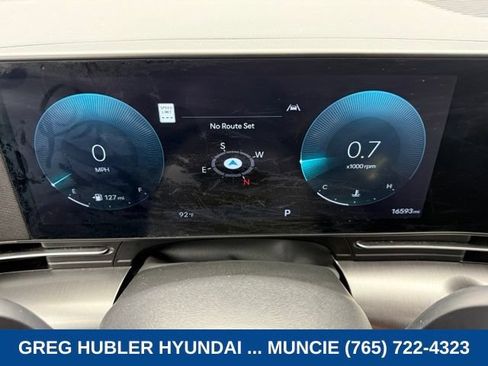 Used 2025 Hyundai Kona SEL FWD image 7