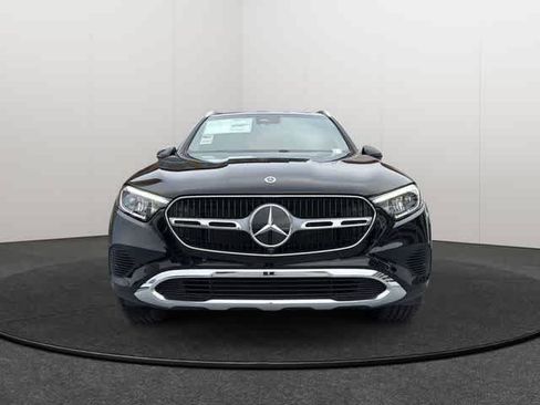 Used 2026 Mercedes-Benz GLC 300 4MATIC image 2