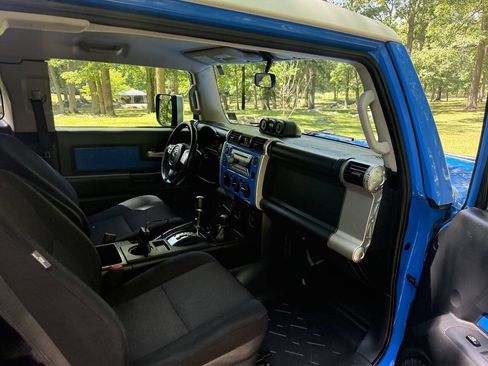 Used 2007 Toyota FJ Cruiser 4WD image 44
