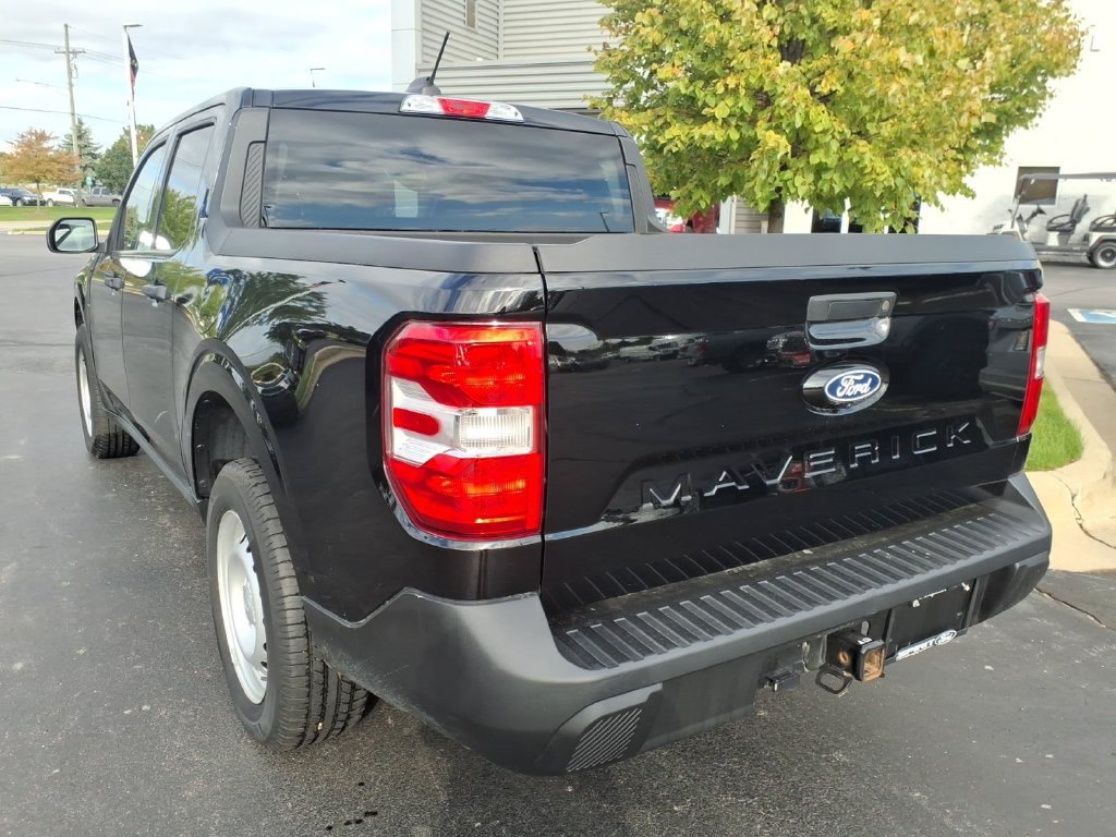 Certified 2025 Ford Maverick XL FWD image 6