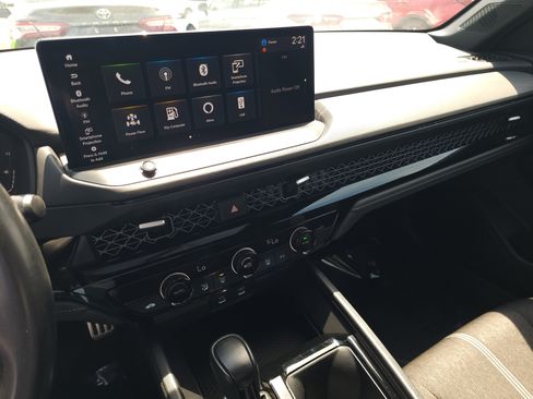 Used 2024 Honda Accord Sport image 14