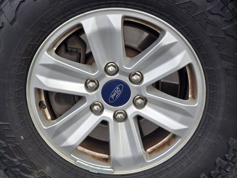 Used 2016 Ford F150 XLT w/ Trailer Tow Package image 28