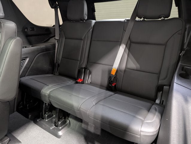 Used 2024 GMC Yukon Denali AWD/4WD image 17