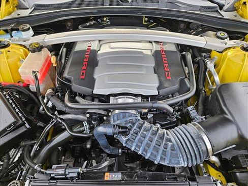 Used 2017 Chevrolet Camaro SS image 19