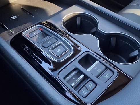 Certified 2025 Honda Pilot EX-L image 11