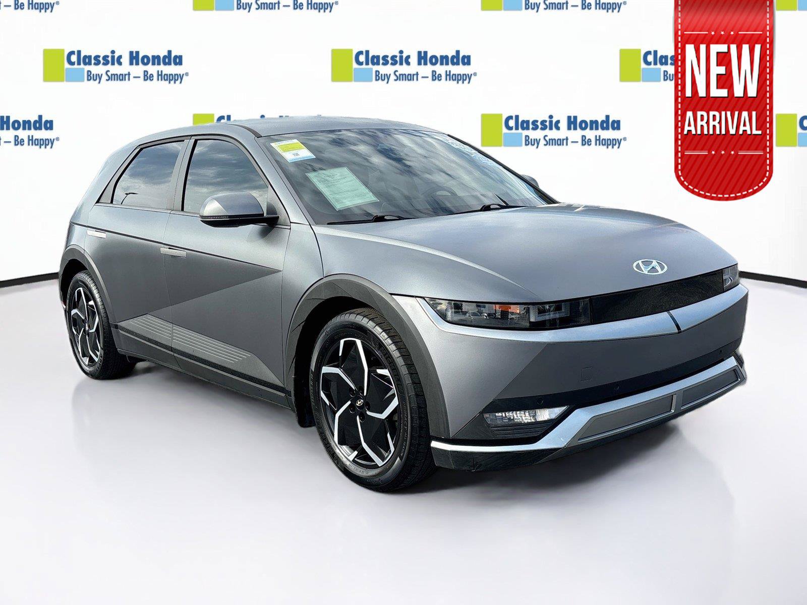 Used 2024 Hyundai Ioniq 5 SEL RWD image 1