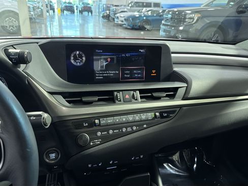 Used 2019 Lexus ES 350 F Sport w/ Accessory Package 2 FWD image 20