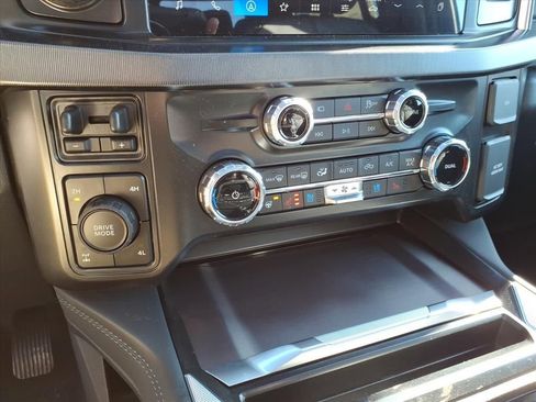New 2026 Ford F350 Platinum w/ FX4 Off-Road Package AWD/4WD image 22