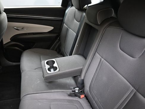 Certified 2022 Hyundai Tucson SE w/ Cargo Package image 19