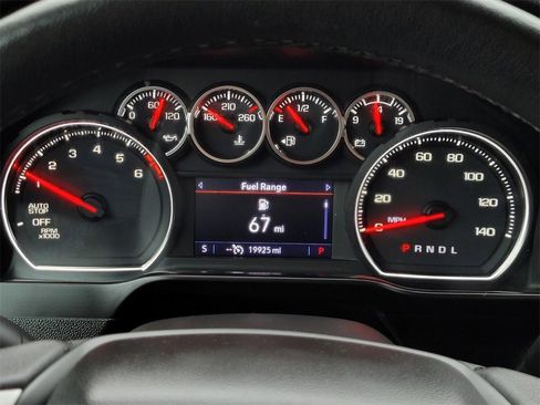 Used 2020 Chevrolet Silverado 1500 LT w/ Texas Edition image 15