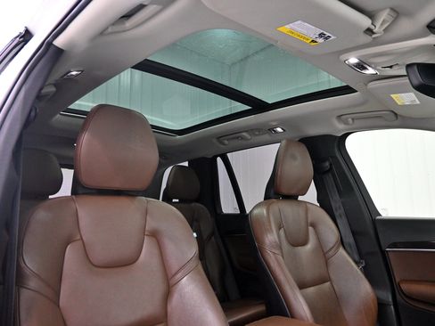 Used 2019 Volvo XC90 T6 Momentum w/ Advanced Package AWD/4WD image 27