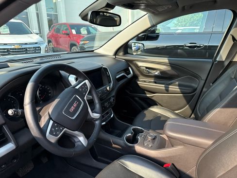 Used 2023 GMC Terrain SLT w/ Infotainment Package II AWD/4WD image 9