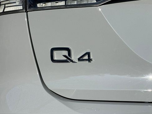 Certified 2023 Audi Q4 e-tron Prestige w/ Black Optic Package image 28