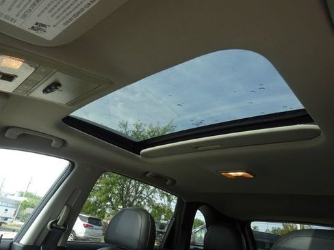Used 2014 Chevrolet Captiva Sport LT w/ Convenience Package FWD image 12