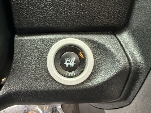 Used 2017 RAM 1500 Rebel w/ Luxury Group image 28