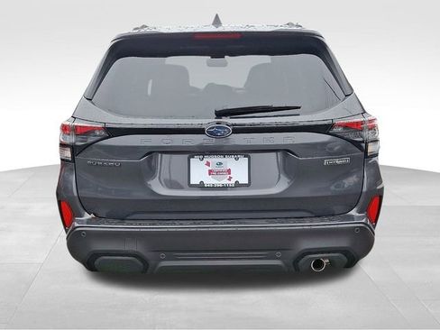 Used 2025 Subaru Forester Touring w/ Touring Package image 5