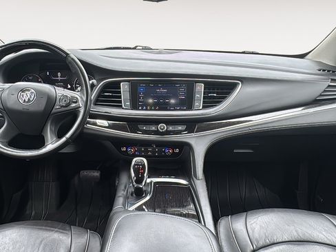 Used 2020 Buick Enclave Avenir w/ Avenir Technology Package FWD image 16