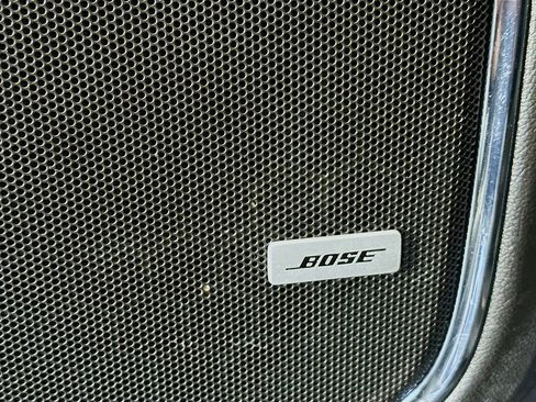 Used 2020 GMC Yukon Denali w/ Denali Premium Package image 19