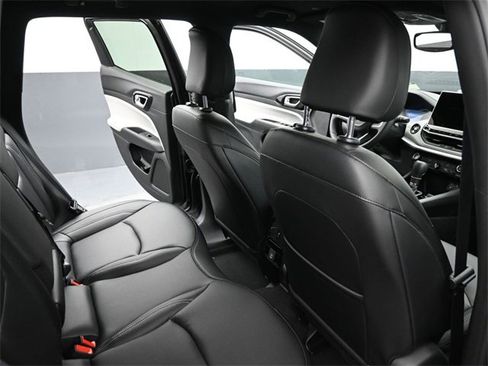 New 2026 Jeep Compass Limited w/ Mopar Graphics Package image 21