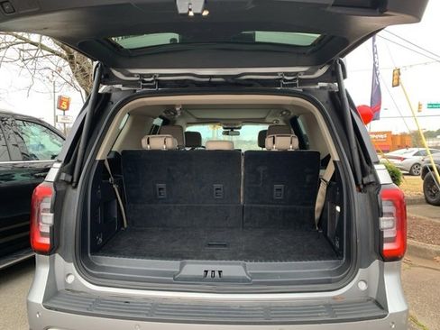 Certified 2024 Ford Expedition Limited image 7