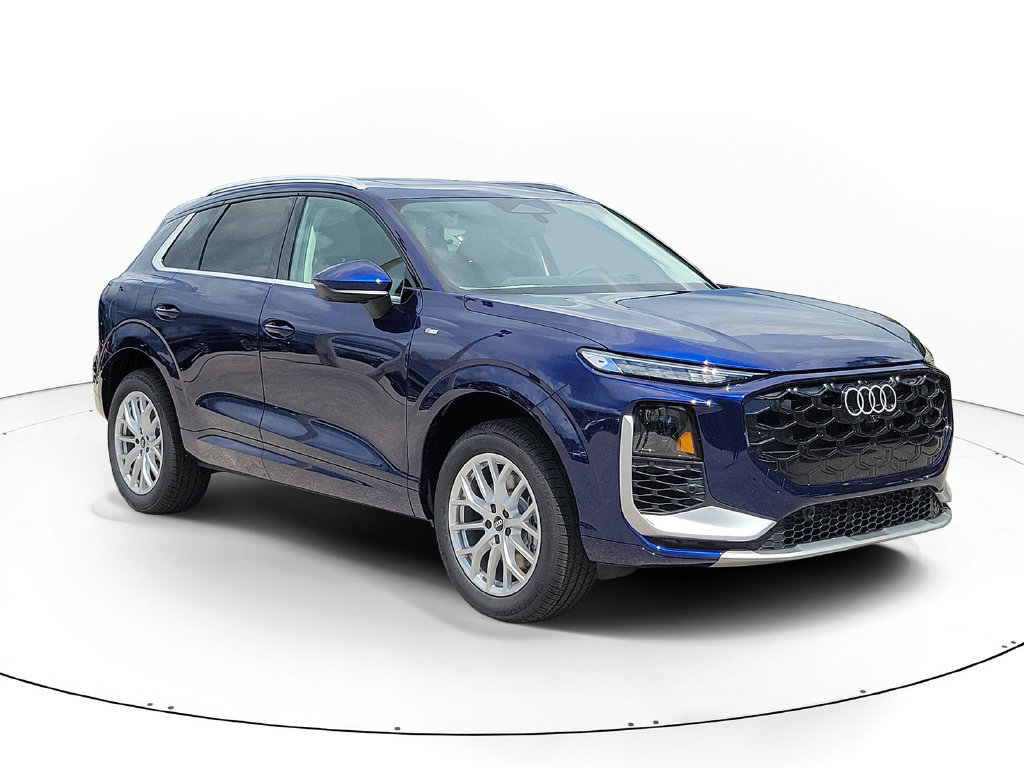 New 2026 Audi Q3 quattro 2.0T AWD/4WD image 1