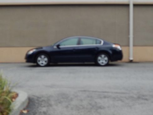 Used 2008 Nissan Altima 2.5 S w/ Emergency Aid Pkg image 6