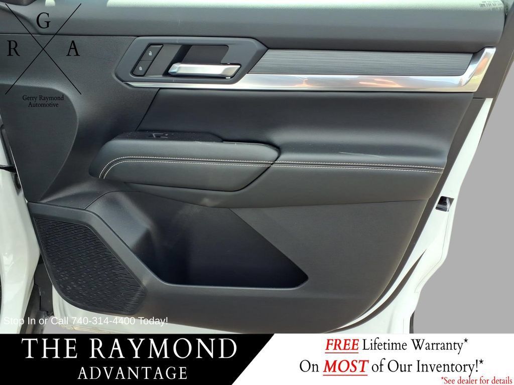 Used 2026 GMC Terrain Elevation AWD/4WD image 10