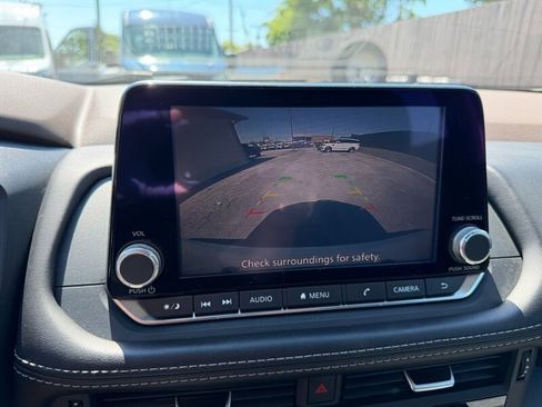Used 2021 Nissan Rogue S FWD image 32