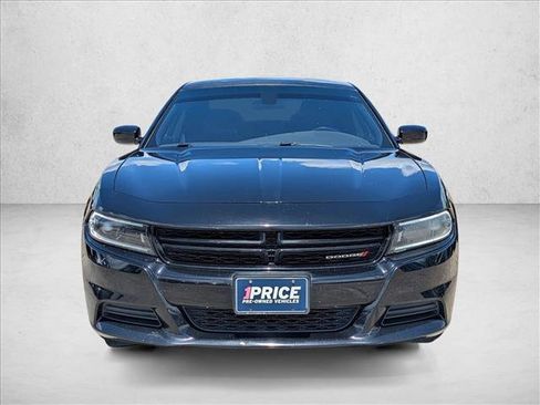 Used 2023 Dodge Charger SXT RWD image 2