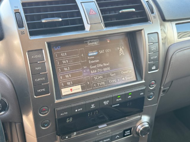 Used 2019 Lexus GX 460 AWD/4WD image 21
