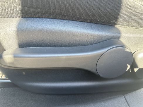 Used 2017 Nissan Sentra S image 14