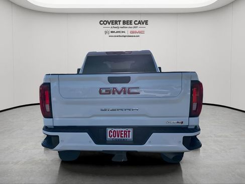 Used 2022 GMC Sierra 2500 AT4 w/ AT4 Premium Plus Package image 8