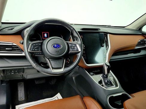Used 2023 Subaru Outback Touring AWD/4WD image 13