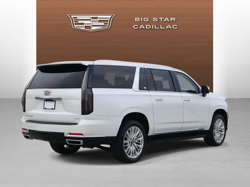 Used 2025 Cadillac Escalade ESV Premium Luxury w/ LPO, Floor Liner Package image 5