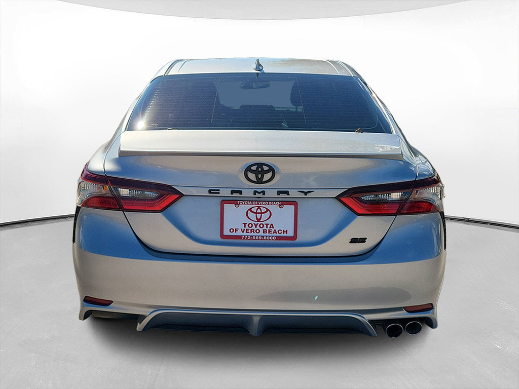 Used 2024 Toyota Camry SE w/ Convenience Package FWD image 5