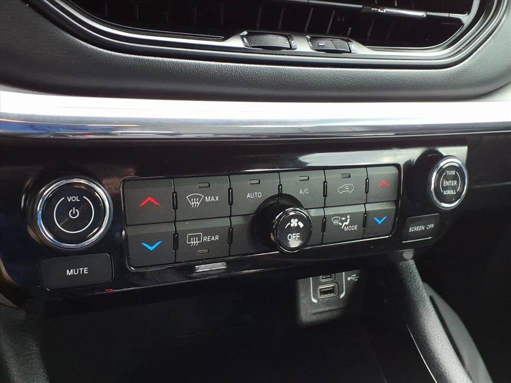 Used 2022 Jeep Compass Limited AWD/4WD image 12