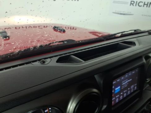 Used 2020 Jeep Gladiator Sport w/ Quick Order Package 24S image 26