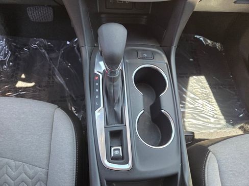 Used 2024 Chevrolet Equinox LT image 25