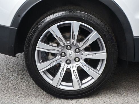 Used 2020 Cadillac XT4 Premium Luxury image 8